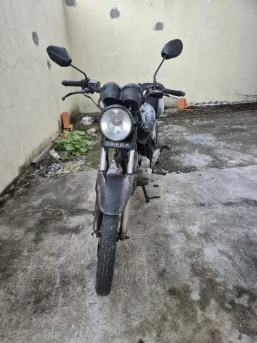 Grande oportunidade moto com IPVA pago. Excelente transporte.