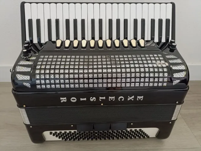 Acordeon Excelsior 120baixos