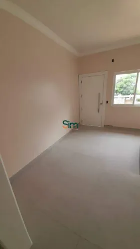 Casa para Aluguel no Bairro São Cristóvão (Chapecó) 2 Quartos, Porcelanato e Churrasqueir