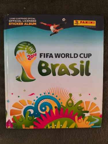 Álbum de figurinhas Copa do Mundo de 2014 capa dura colecionador raro original