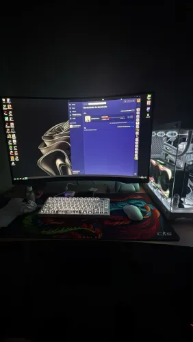 Monitor 32pol curvo QHD odyssey G5
