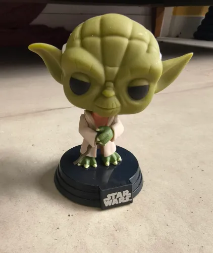 Boneco Funko Réplica Mestre Yoda Star Wars