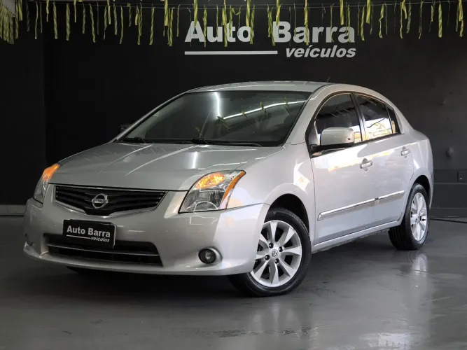 Nissan Sentra S 2.0 Flexstart 16V Aut. 2012