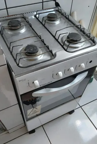 Vendo fogão