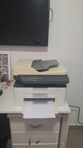 Impressora HP laser MFP 137fnw
