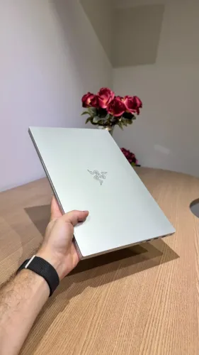 Notebook Razer Blade i7 32Gb 768Gb SSD RTX 2070 8Gb 4k OLED (Garantia)