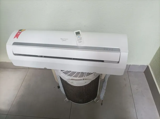 Vendo ar condicionado 18 mil btu convencional instalado