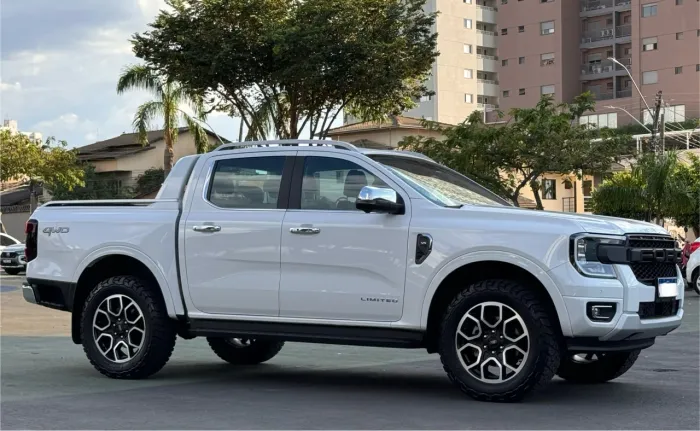 Ford Ranger Limited+ 3.0 V6 4X4 CD TB DIE AUT 2025