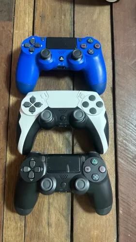 Controle play 4 disponível com entrega