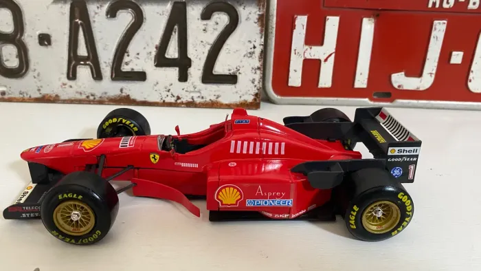 Miniatura Ferrari F1 1/20