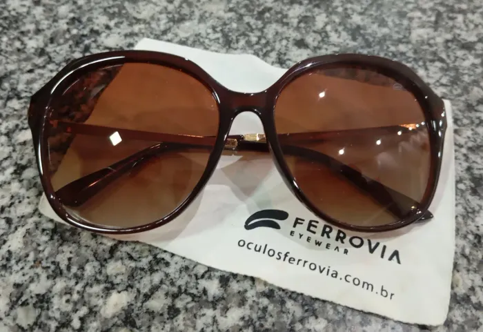 Óculos ferrovia