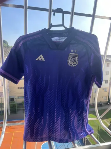 camisa da argentina roxa