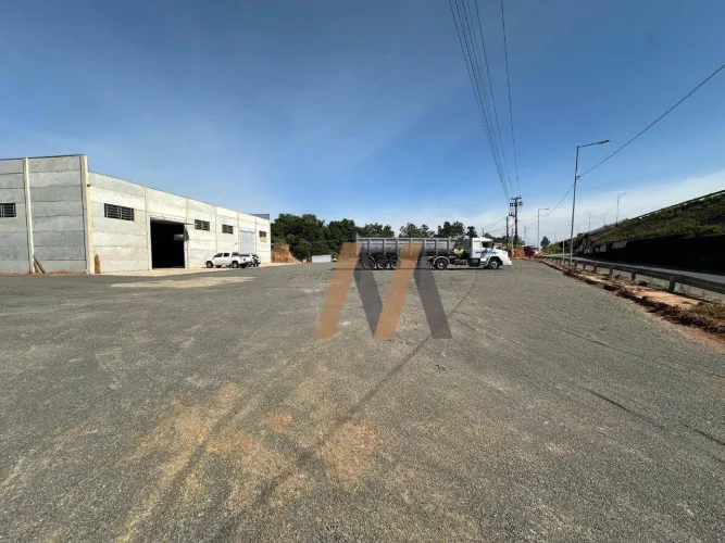Pavilhão para alugar, 640 m² por R$ 19.000,01/ano - Águas Mortas - Gravataí/RS