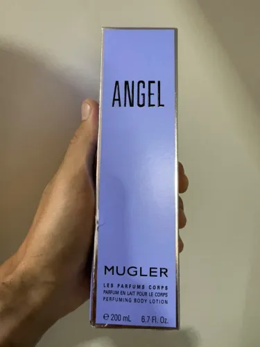 Creme Corporal Perfumado Hidratante de Nutrição Profunda Mugler Angel, 200ml
