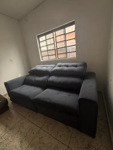 Sofá retrátil