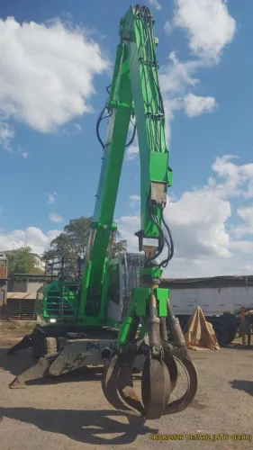 Manipulador de Pneus Sennebogen 825M Electric D 2022 | Garra Rotobec | 15.841 Horas