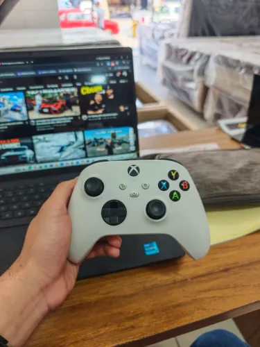 Controle Xbox Series S