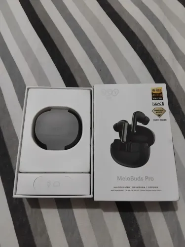 Fone de ouvido QCY meloBuds pro NOVO