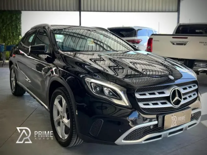 Mercedes-Benz GLA 200 Adv. 1.6/1.6 TB 16V Flex Aut. 2018