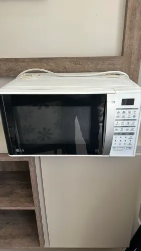 Microondas LG 30litros 127v modelo Ms3052
