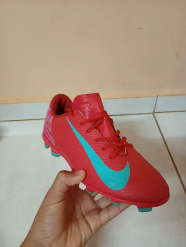 Mercurial vapor 16