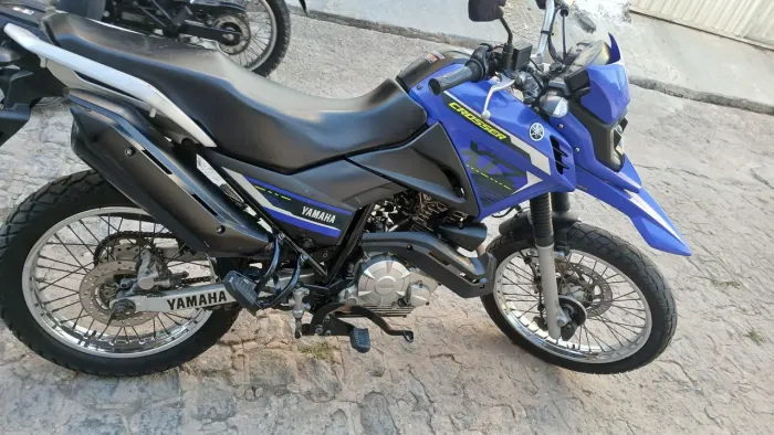 Vendo essa linda crosser nova