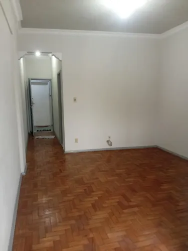 Apartamento para venda tem 77 metros quadrados com 2 quartos