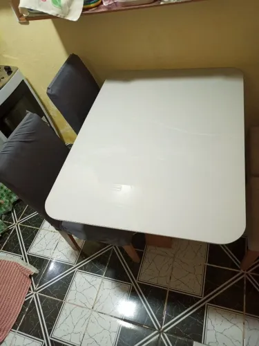 Vende- se mesa de cozinha