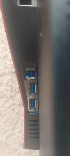 Monitor Gane, retirada de peçaa