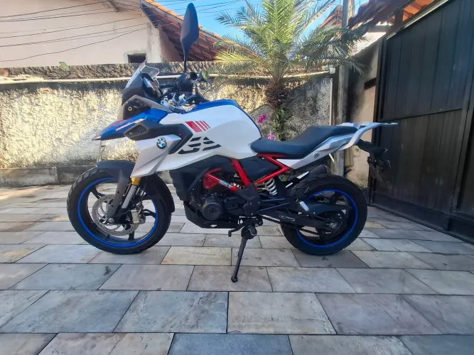 Moto praticamente 0km