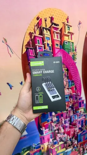 Bateria Portátil 12000 mAH Recarrega com a luz solar!