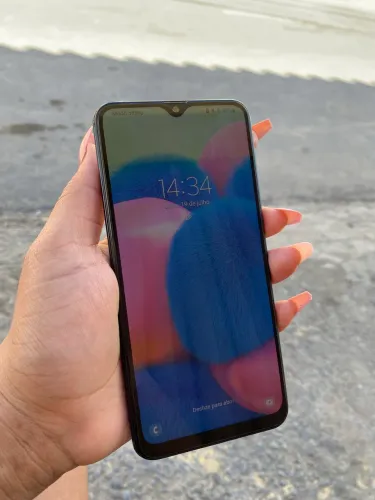 Samsung Galaxy A30s 64 GB em bom estado
