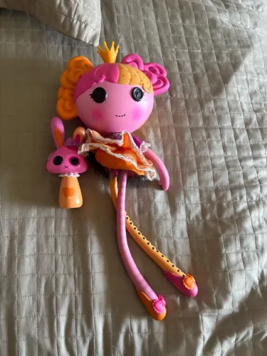 Lalaloopsy Princess com pet
