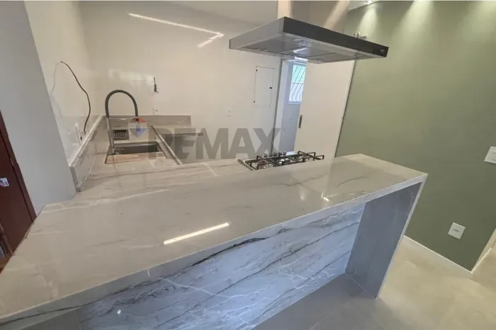 "Apartamento com Acabamento Diferenciado em Santa Lúcia, Vitória"