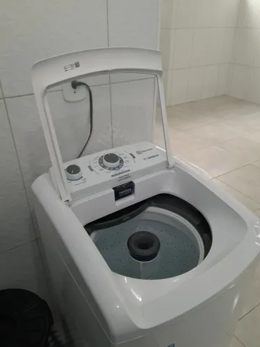 Máquina de Lavar Electrolux 9 Kg EfficientCare 1 Ano de Uso