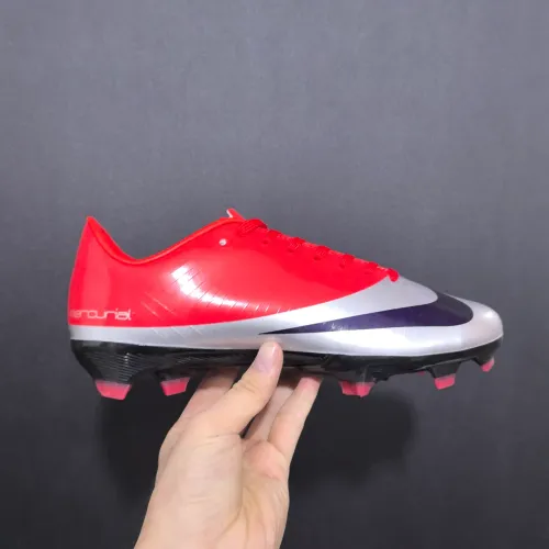 Chuteira Nike 