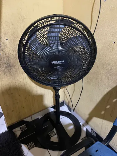 Ventilador grande Mondial 