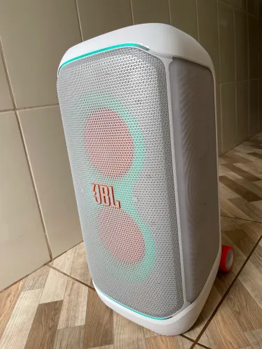 Jbl party box stage 320 Branca, 3 meses de uso. 