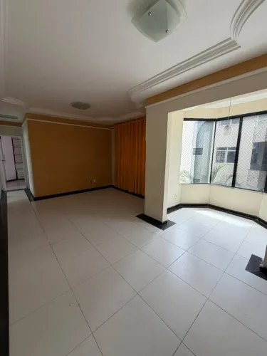 Residencial Ana Maria - na Av. Tancredo Neves próx. a Maracar