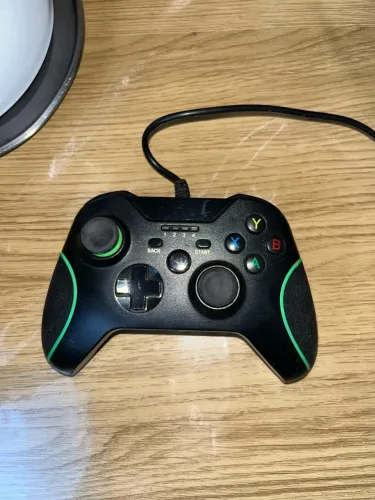 Controle joystick para celular, computador e Xbox