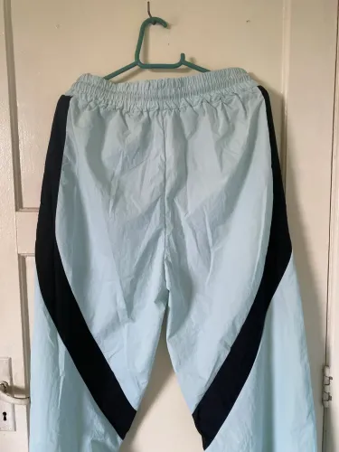 Calça Tactel veste M ao G nova material de qualidade