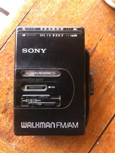Walkman Sony WM-F2065
