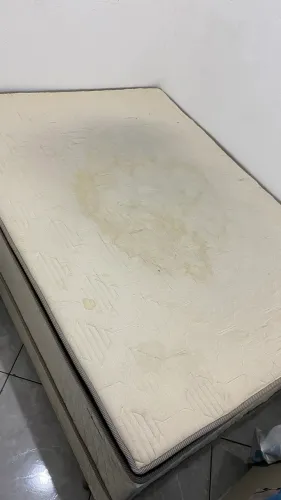 Cama box, base e colchão acoplado