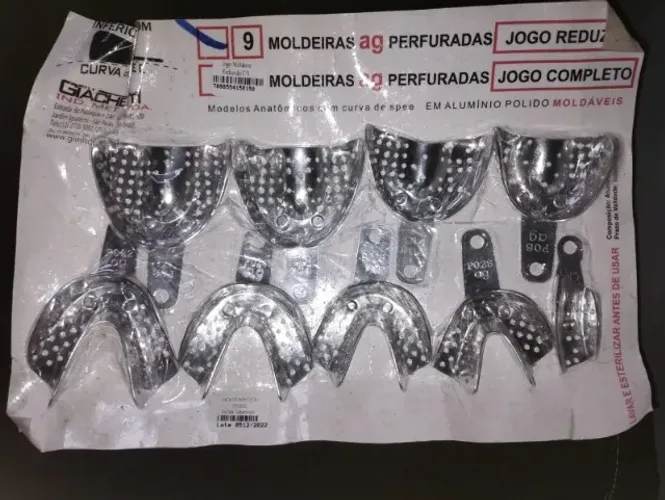 Moldeira alumínio perfurada adulto 9 peças ag