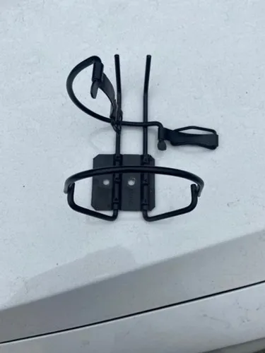 Porta extintor Montana usados sem defeitos 