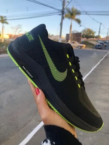 Tênis Nike ZOOM