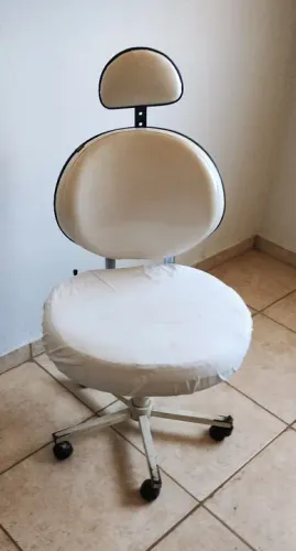 Cadeira para esteticista