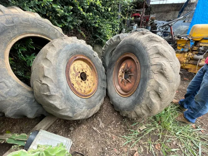 Roda Massey Ferguson 65r