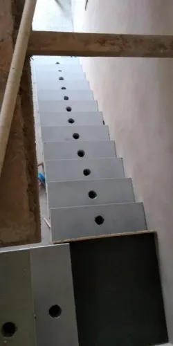Escadas pré moldadas top. $280,00