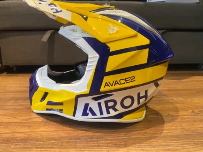 Capacete airoh ace2 novo !!!